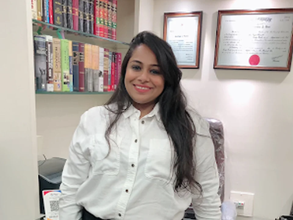 Foto de Adv Kinjal Dedhia