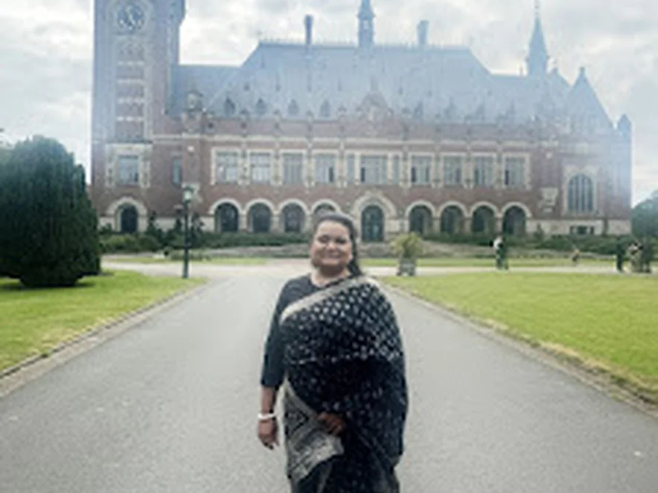 Adv. Shraddha Dalvi