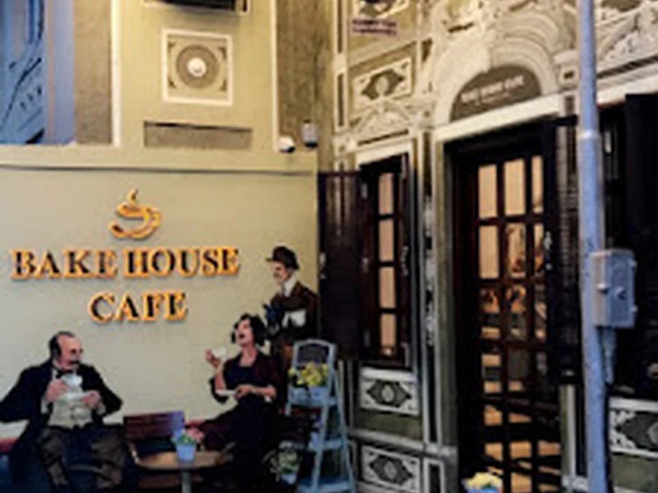 Bake House Cafe