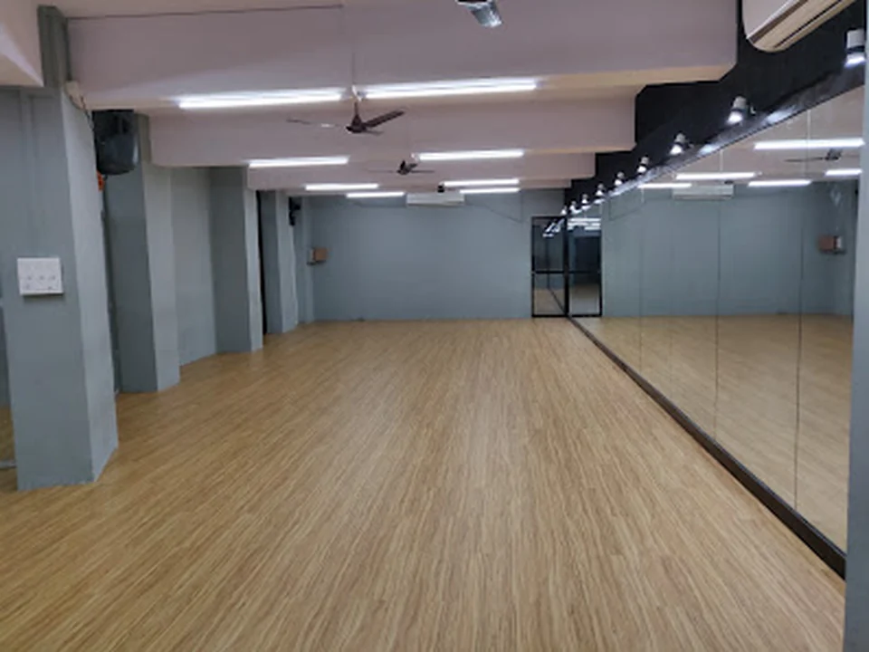 Busy Feet Dance Studio