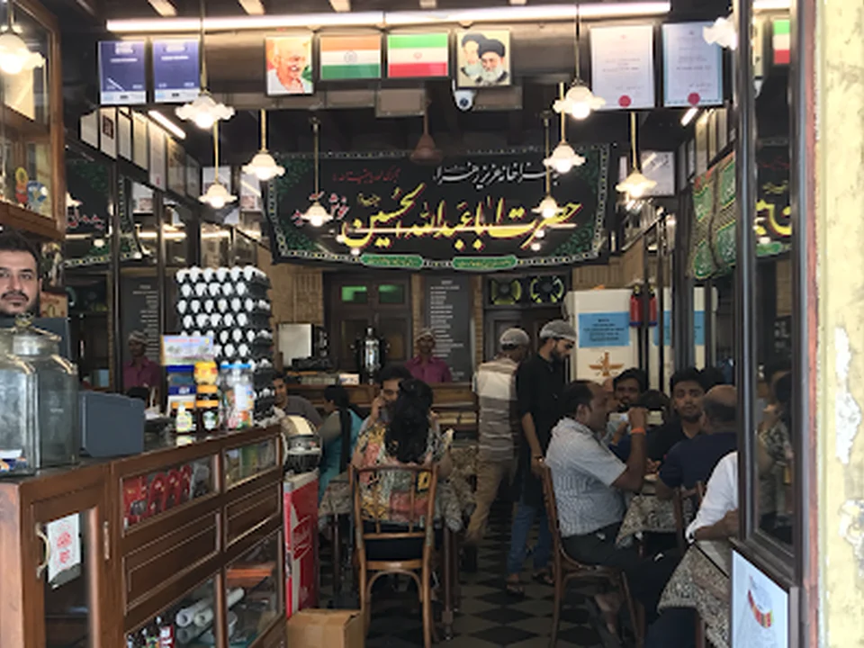 Cafe Irani Chaii
