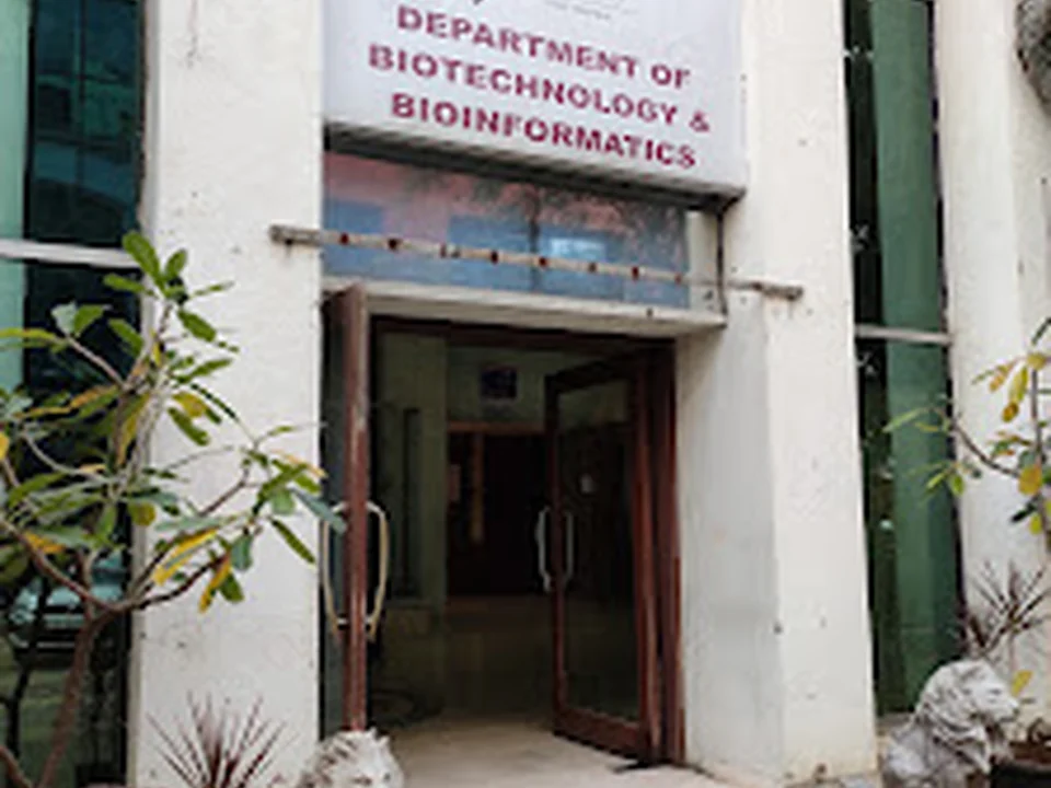 Foto de D Y Patil Deemed to be University - Navi Mumbai, School of Biotechnology and Bioinformatics