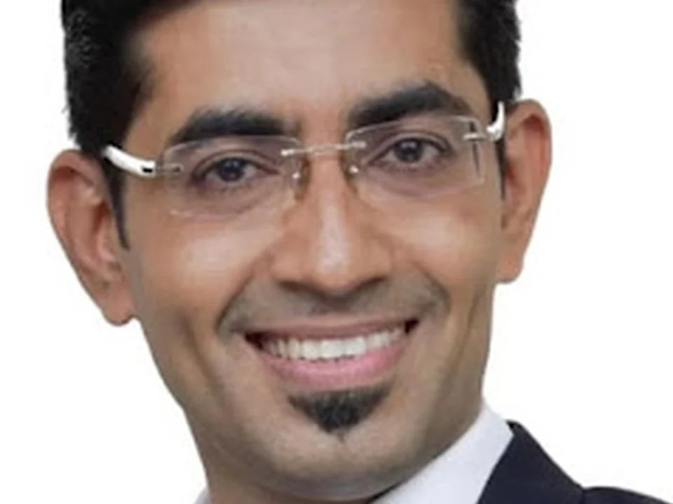 Dr Amin Momin | Best Orthopaedic Surgeon in Mumbai | Knee & Joint Replacement Surgeon
