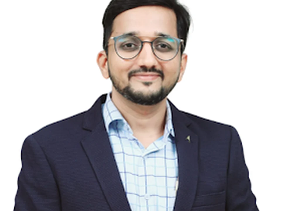 Dr. Ankit Jain - ENT Surgeon in Matunga | Doctor For Voice Disorder, Hearing Loss,Ear & Nose Surgery,Vertigo Treatment Mumbai