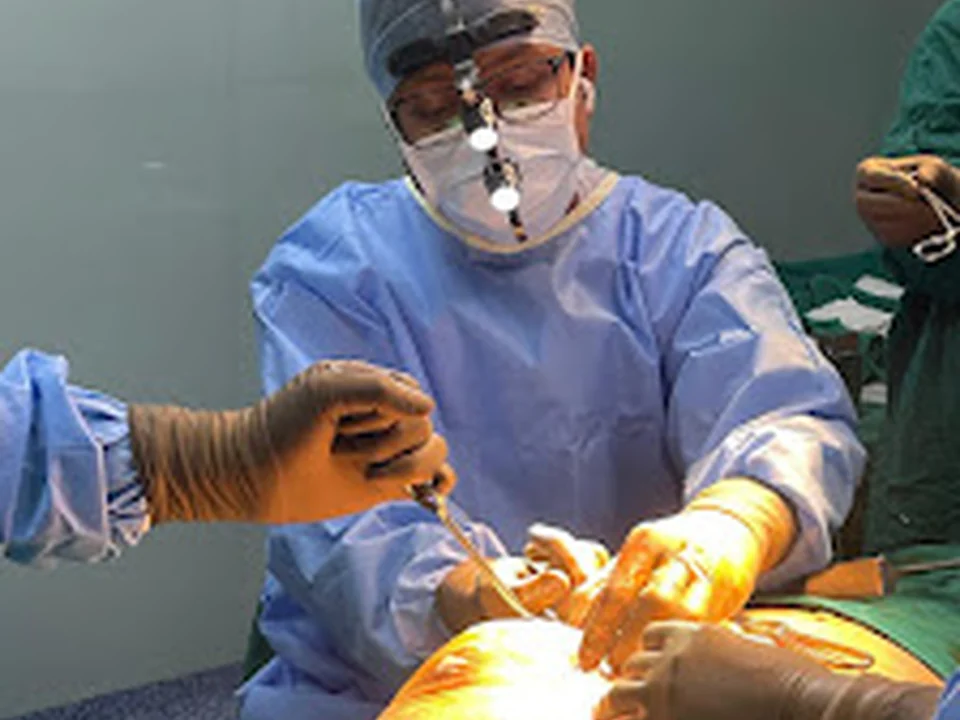 Dr. Ashish Ghuge (Plastic Surgeon)