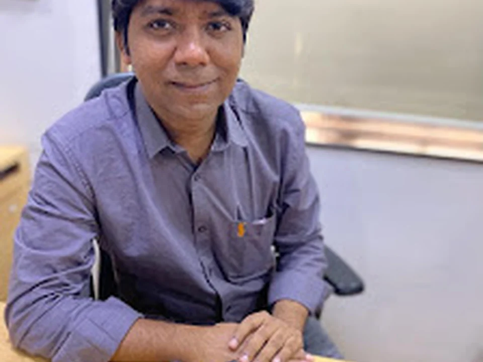 Dr Bharat Chauhan