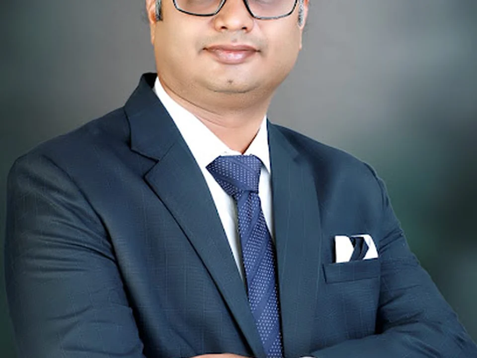 Dr. Nilesh Potdar - Neurosurgeon in mulund, best Neurosurgeon near me, Neurosurgery Doctor, Spine Surgeon