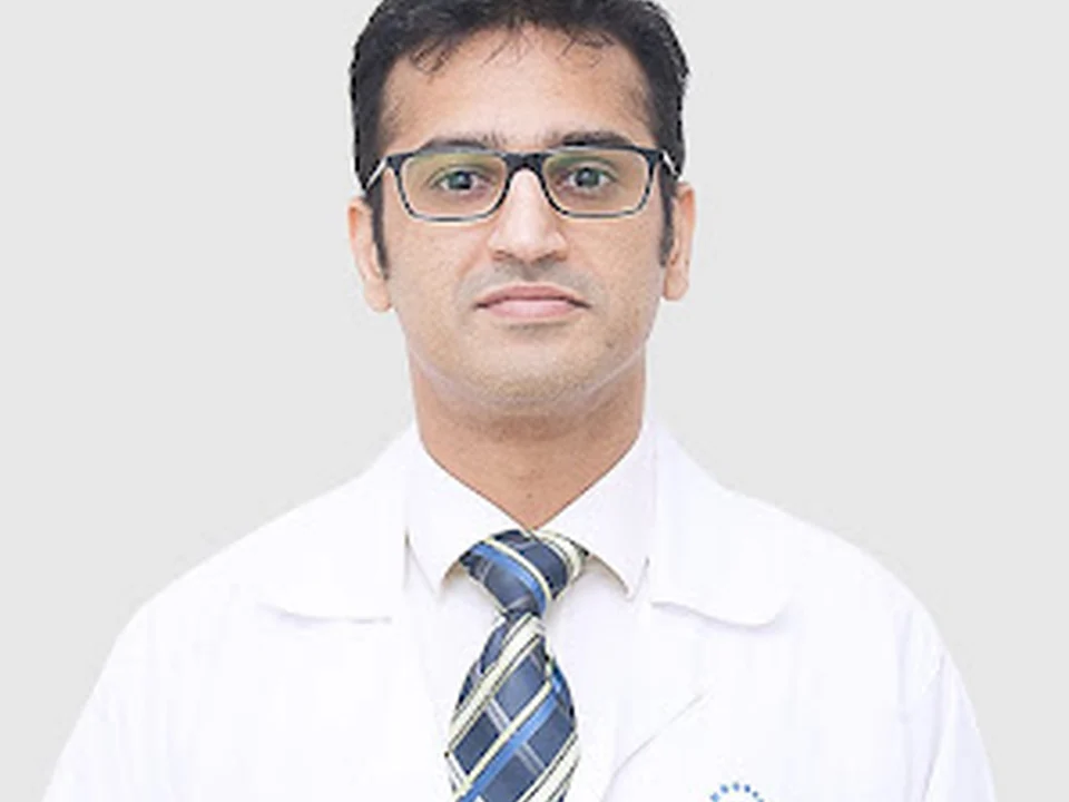 Dr. Rishi Khosa - Kokilaben Hospital