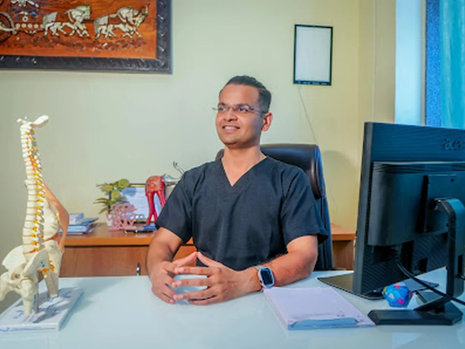 Dr Saurabh Talekar