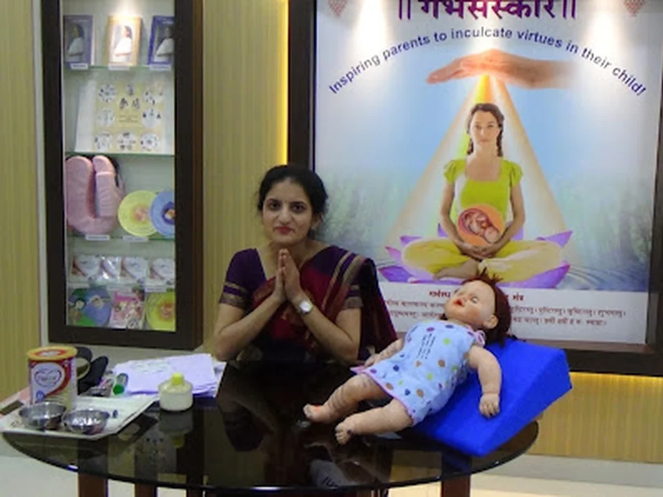 Dr. Shah's Garbhasanskar Maternity/paediatric /IVF /NICU & pregnancy class