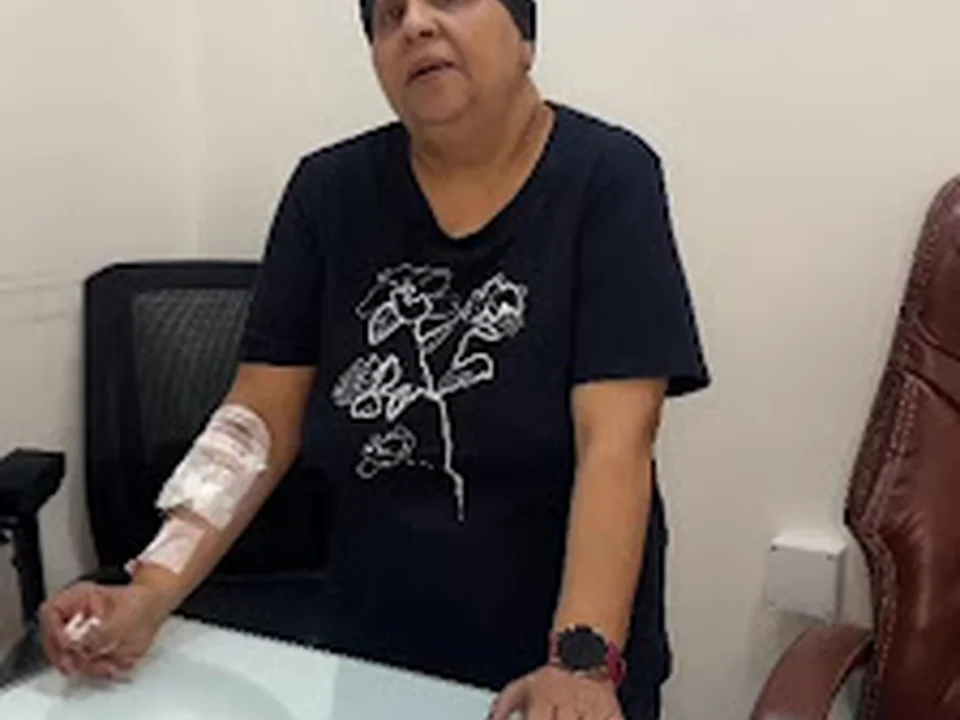 Dr Shivam Shingla - Oncologist in Andheri | Cancer Specialist | Breast Cancer, Lung Cancer, Colorectal Cancer Treatment