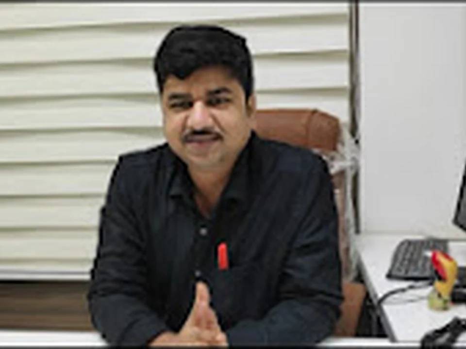 Dr. Snehal Kawale, Laparoscopic, Bariatric, Proctologist and General Surgeon