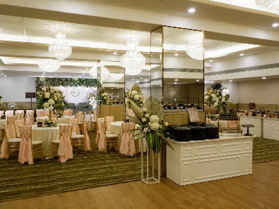 Elegant Banquets Juhu