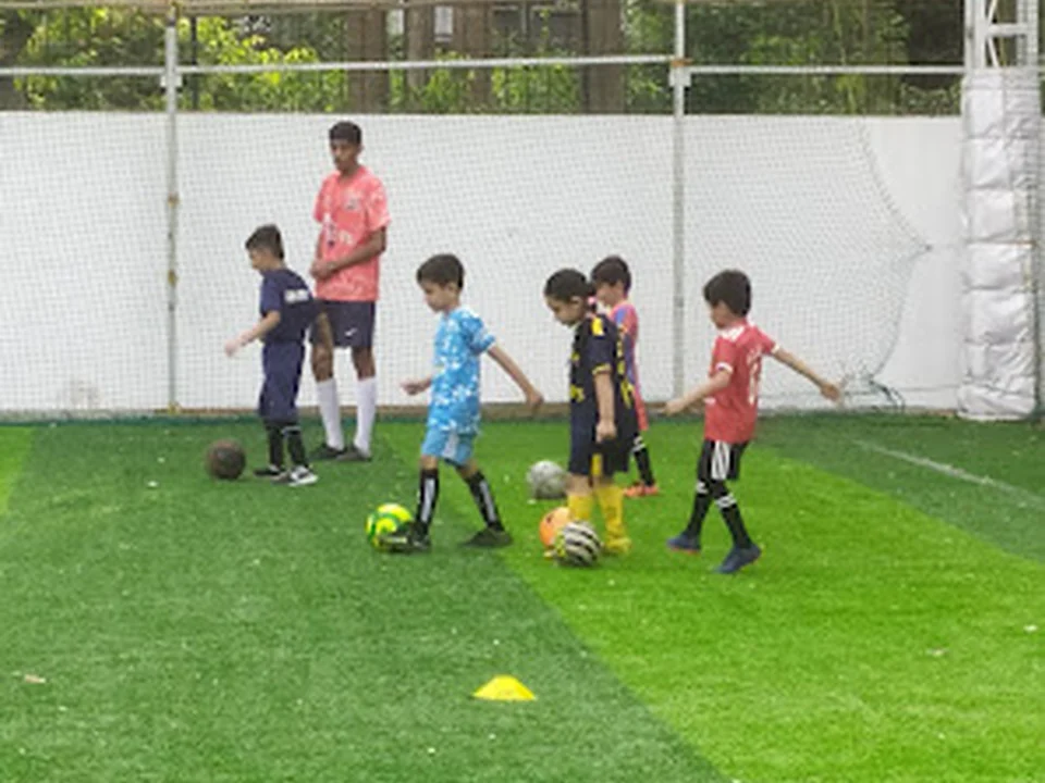Elite football school