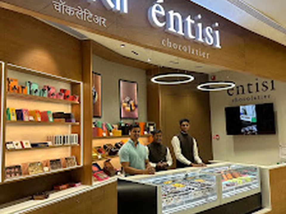 Entisi Chocolatier Palladium Mall
