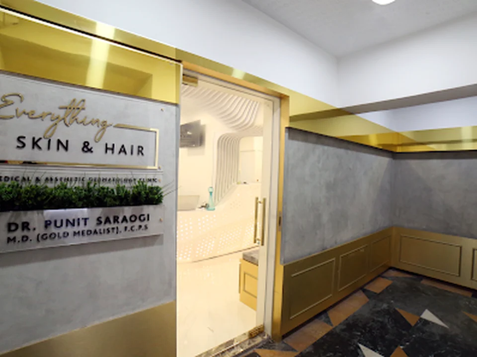 Foto de Everything Skin & Hair by Dr Punit Saraogi