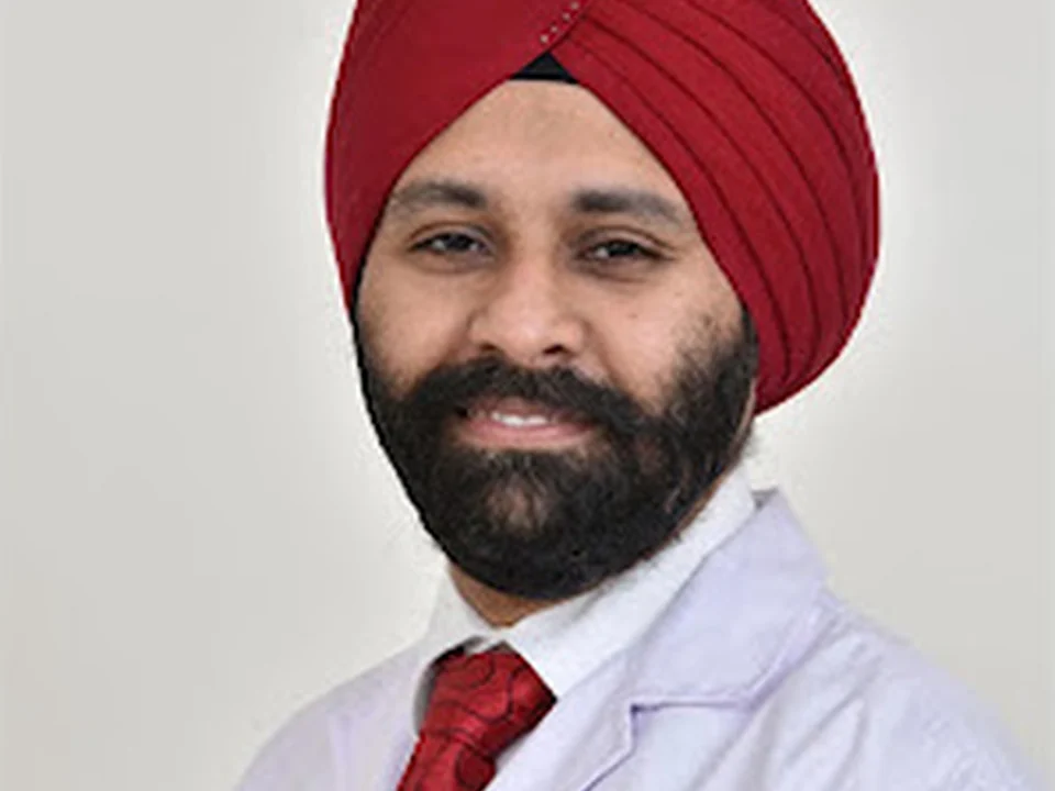 Fortis - Dr. Gurneet Singh Sawhney - Best Neurosurgeon in Mulund, Mumbai