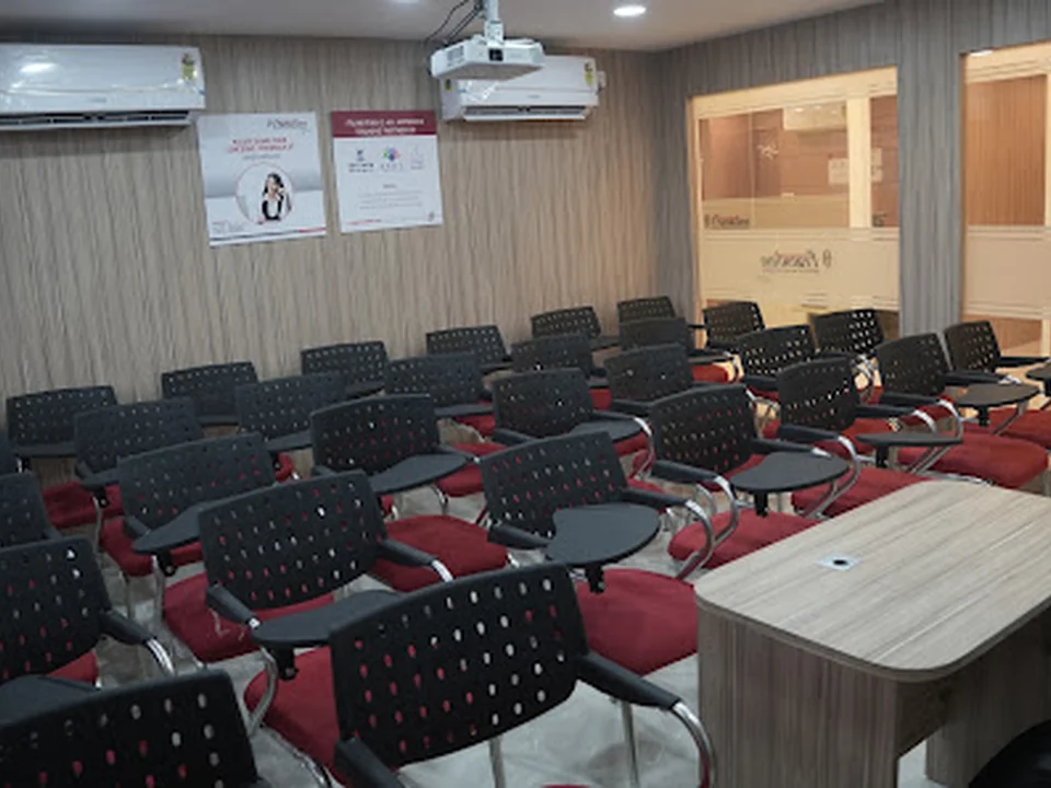Frankfinn Institute of Air Hostess Training Panvel