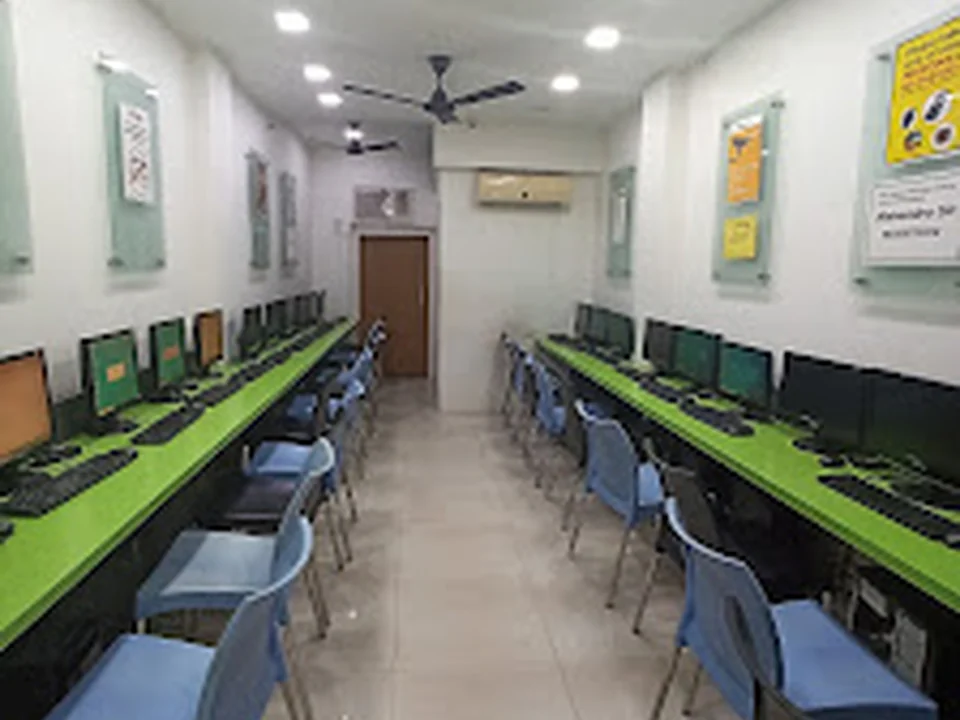 G-TEC JAIN KEERTI EDUCATION CHEMBUR NAKA (Keerti Computer Institute Chembur Naka)