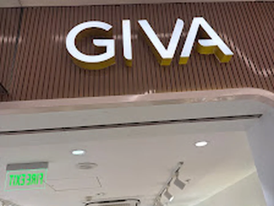 GIVA Silver & Gold Jewellery | Phoenix Palladium | Lab Grown Diamonds