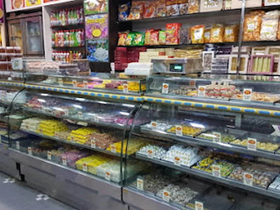 Hariom Dryfruits