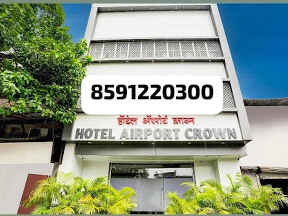Hotel Airport Crown