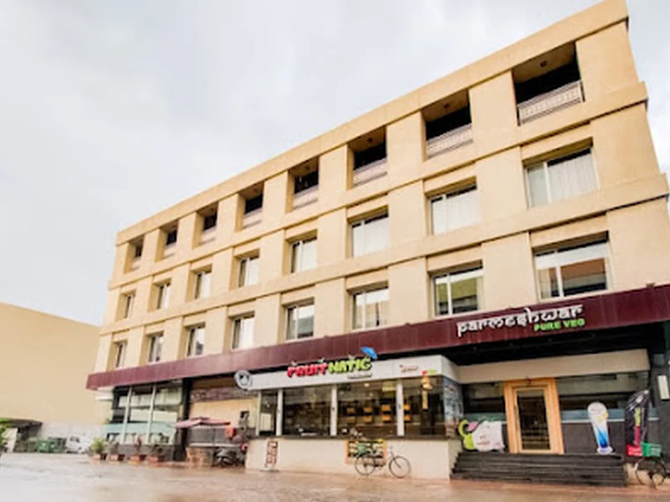 Hotel Gopalas Residency