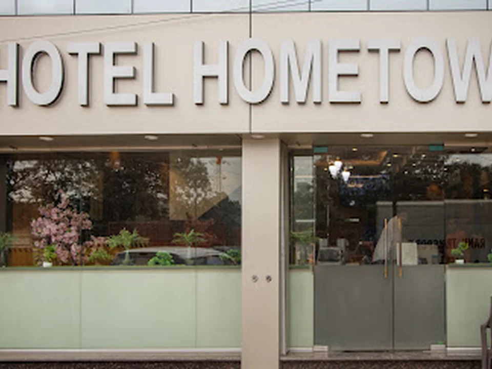 Hotel Hometown
