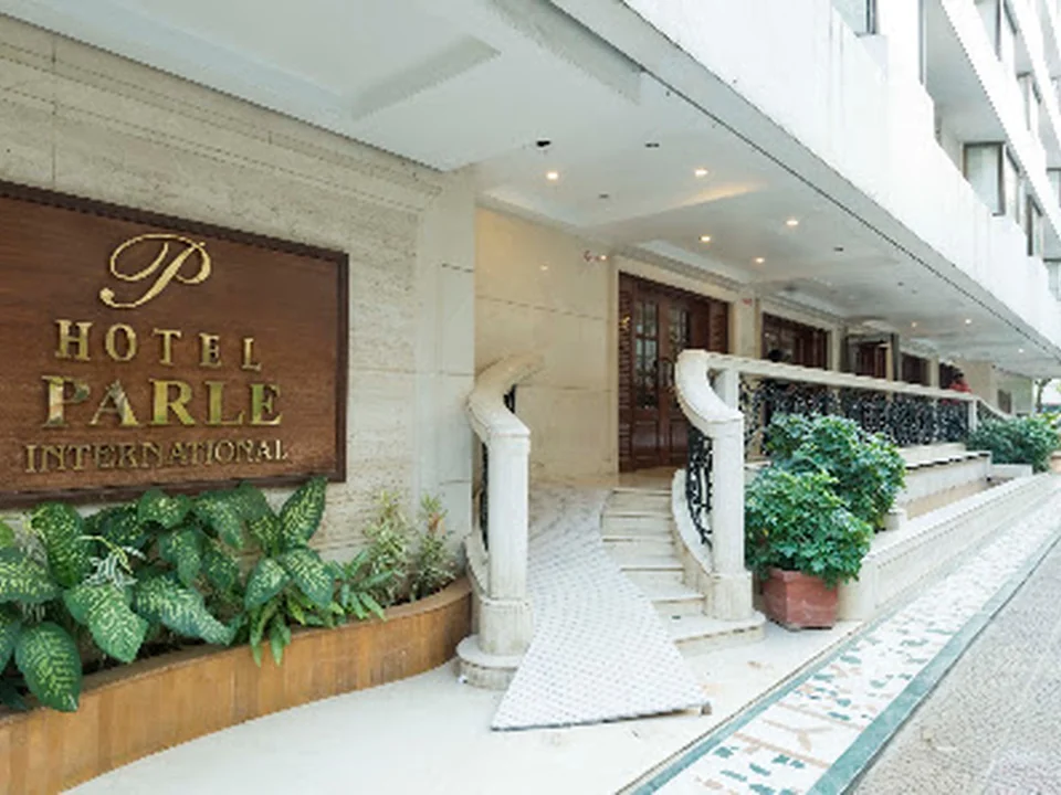 Hotel Parle International