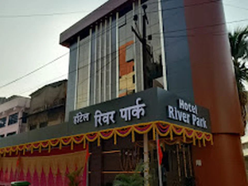 Hotel River Park
