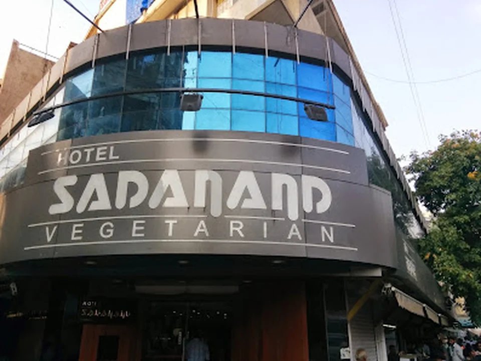 Hotel Sadanand Mumbai