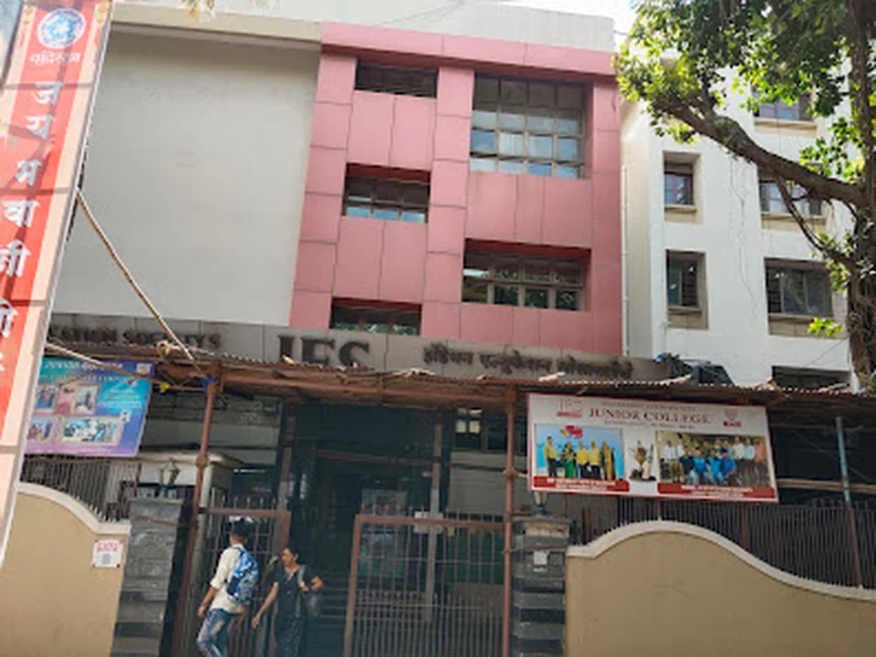 IES Junior College