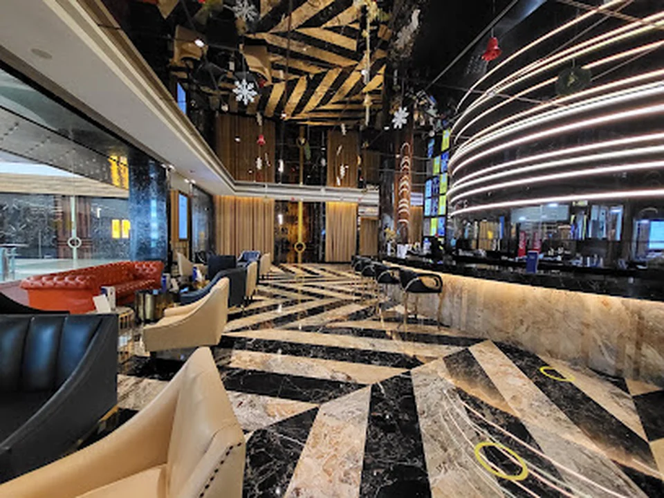 INOX Insignia, Atria Mall
