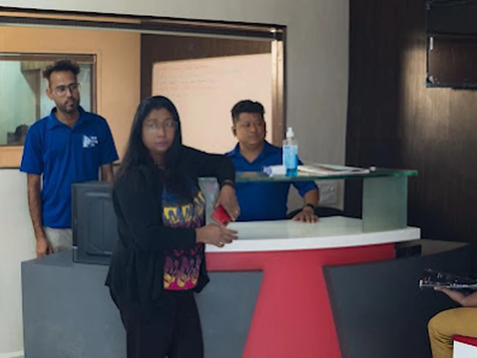 JANET'S CASTING HUB LLP / THE 7TH HEAVEN