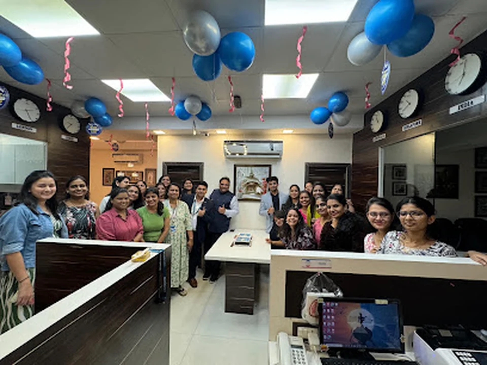 Foto de Khanna Travels & Holidays ( Khanna Holidays Private Limited )