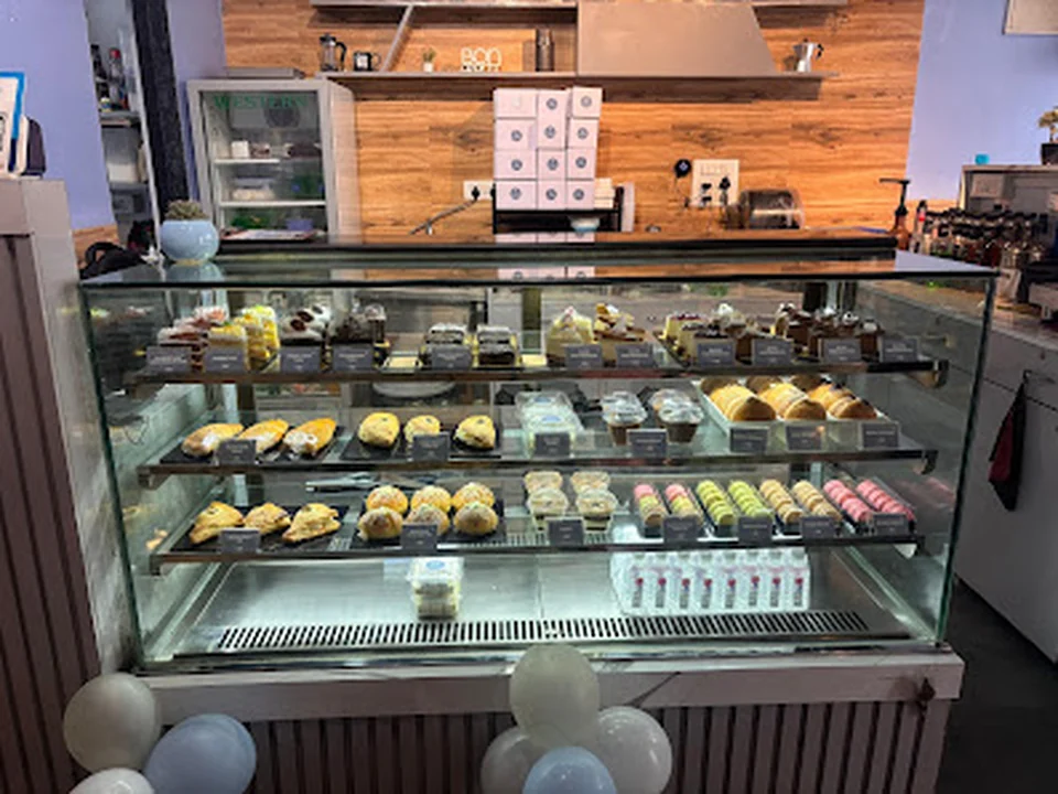 La Farine Patisserie and Cafe