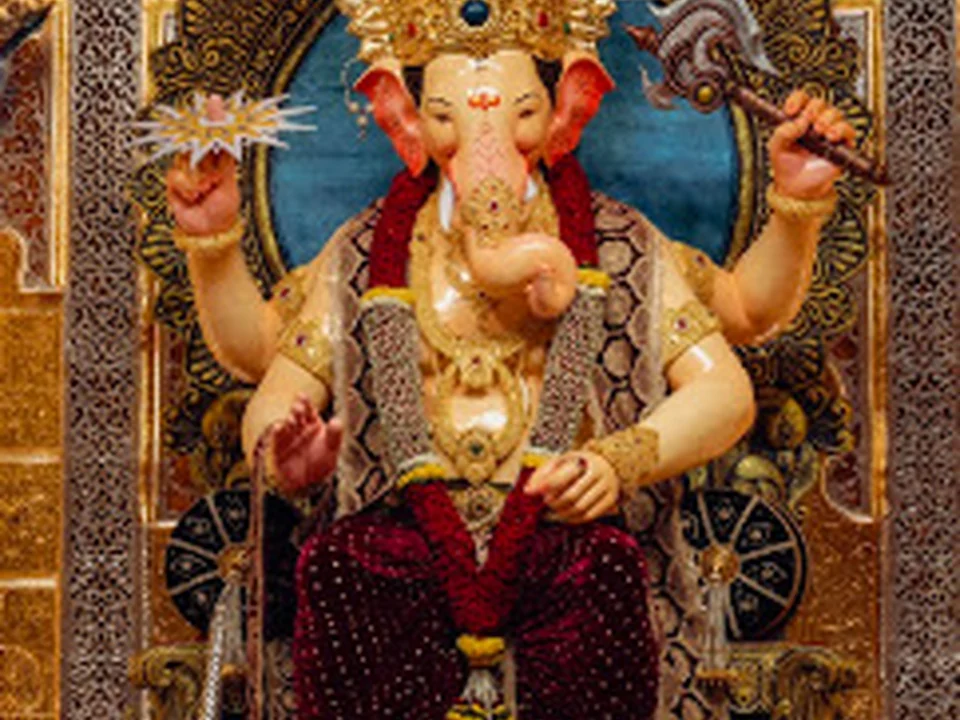 LALBAUGCHA RAJA SARVAJANIK GANESHOTSAV MANDAL