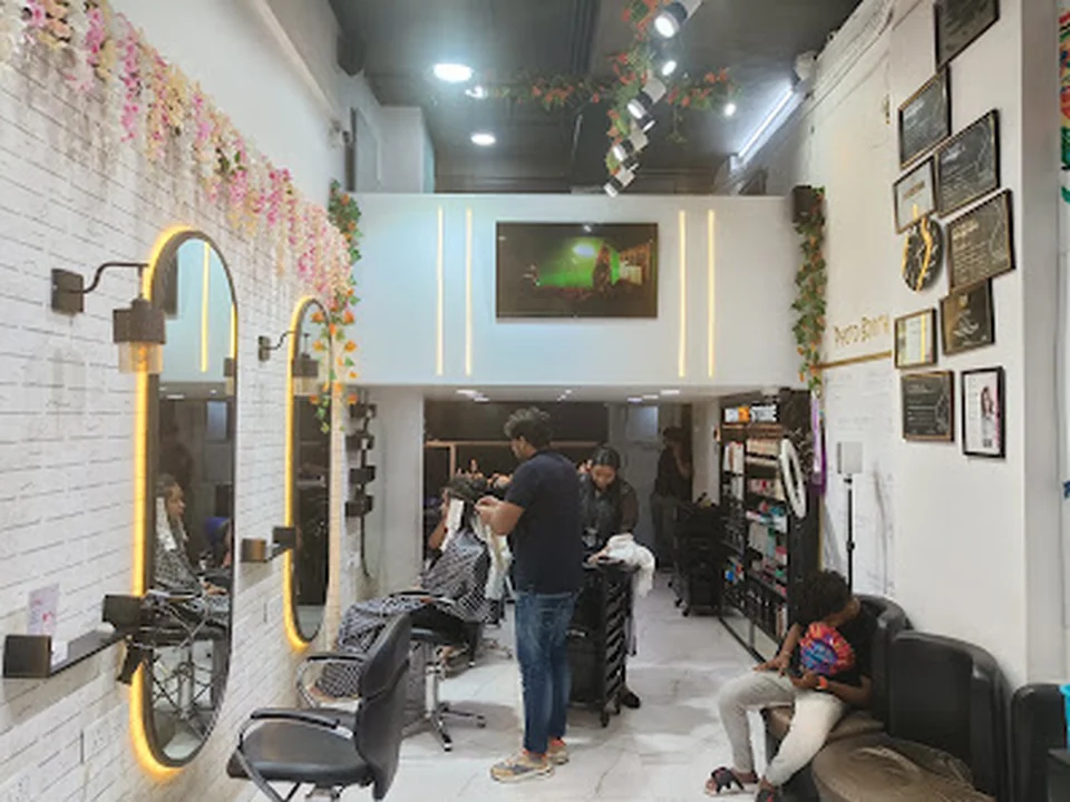 Makme Salon