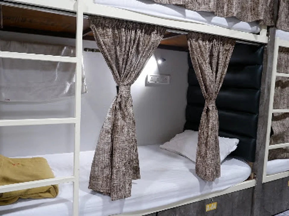 Mittal Dormitory | AC 24 HOURS