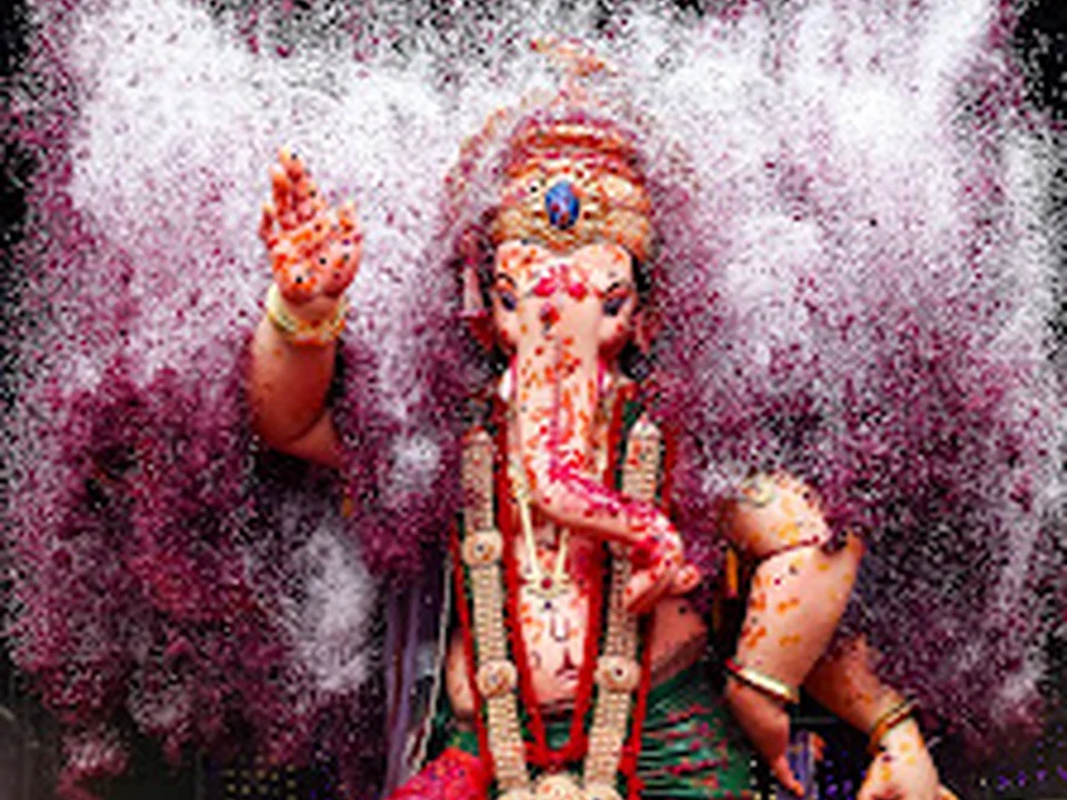 Mumbai Cha Raja, Ganesh Galli