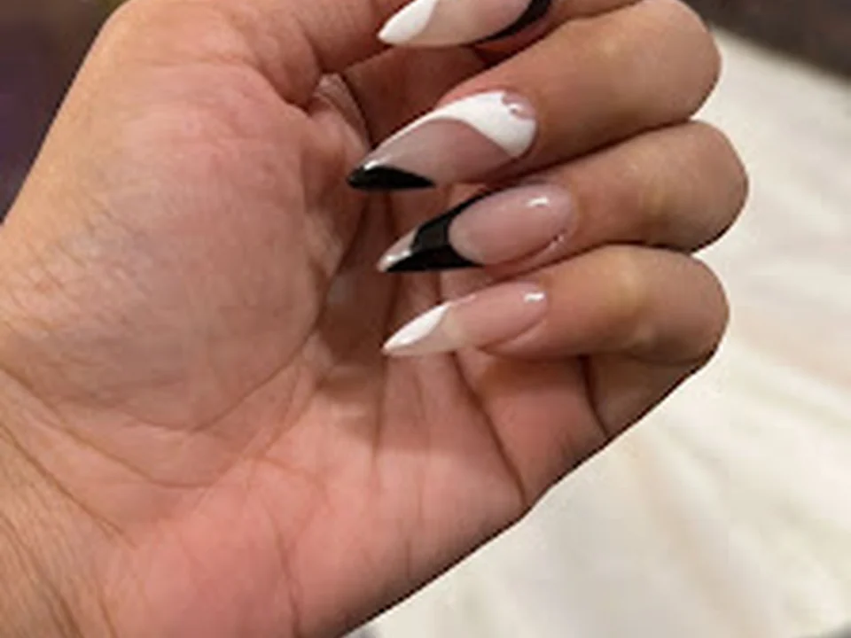 Nails@home salon