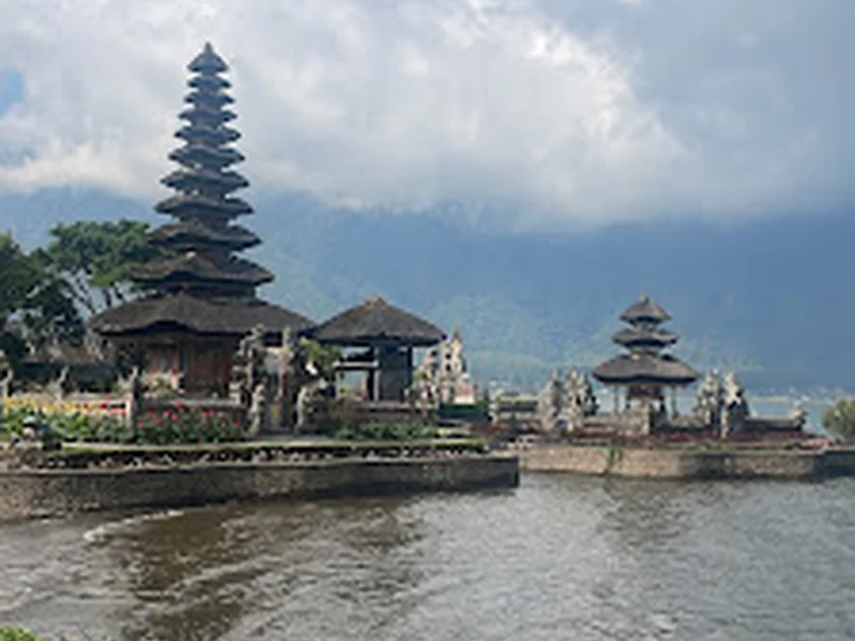 New Apna Travel Services