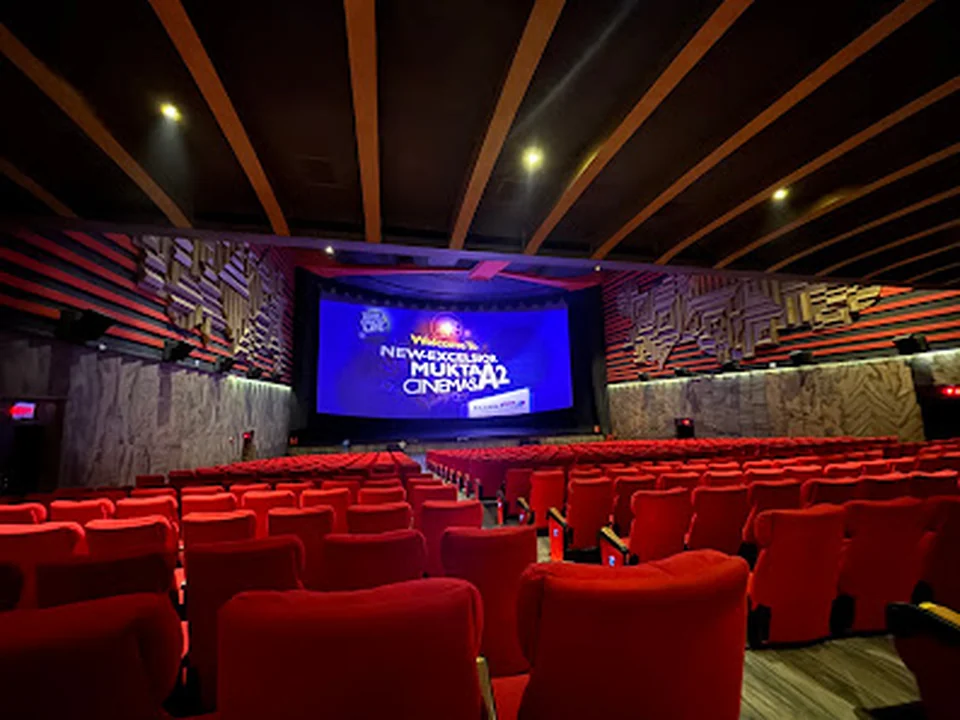 New Excelsior Mukta A2 Cinemas, Fort