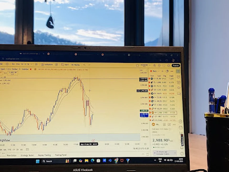 Nexus Traders Academy. Best stock market classes in Thane. Learn options trading and forex trading.