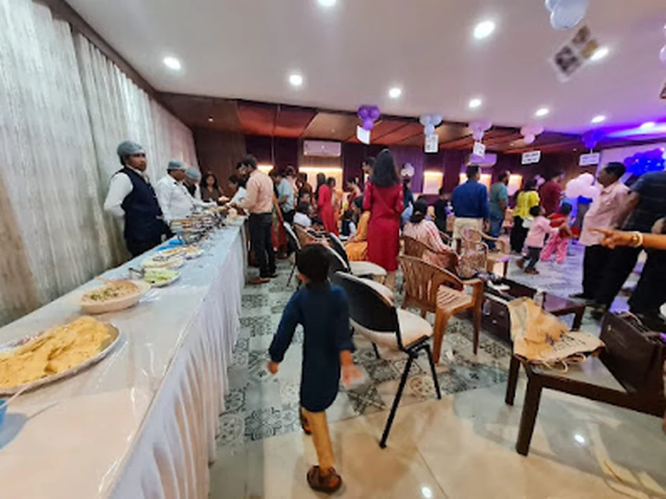 Om Foods & Catering