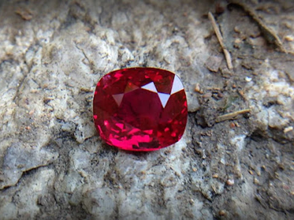 Om Gemstones - Natural Certified Gemstones Mumbai
