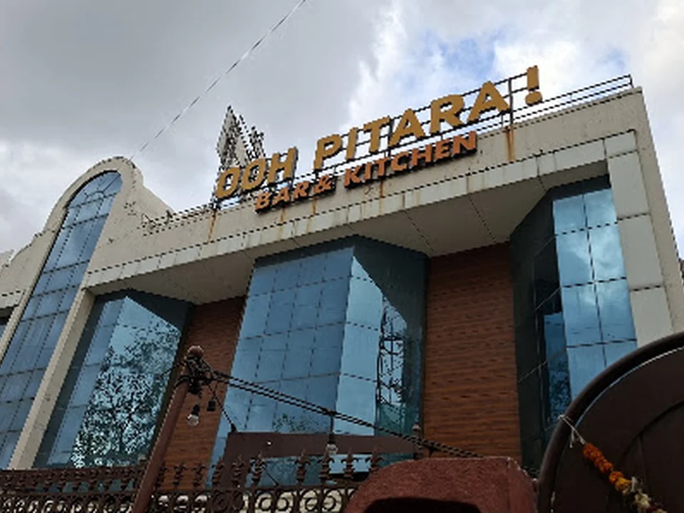 Ooh Pitara Bar & Kitchen