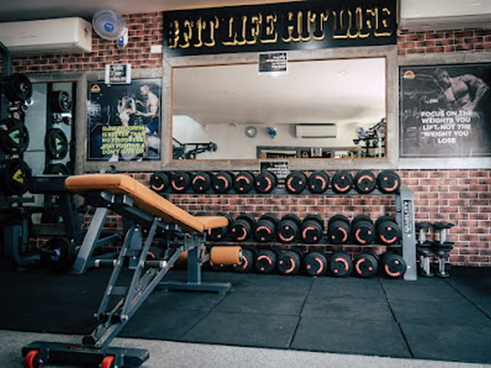 POWER POINT GYM, VILE PARLE