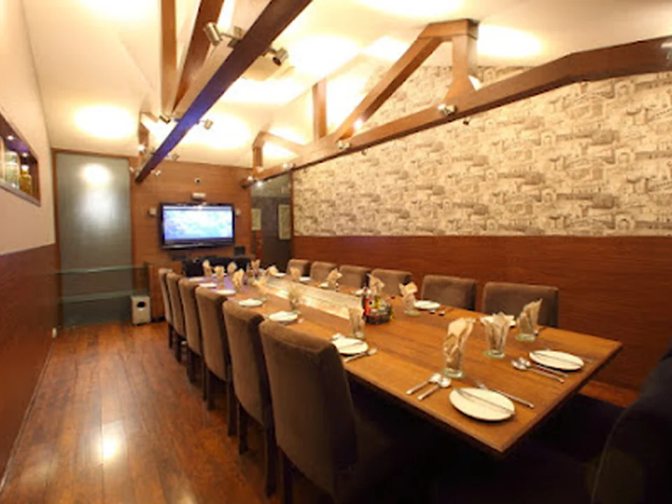 Quattro Ristorante, Lower Parel