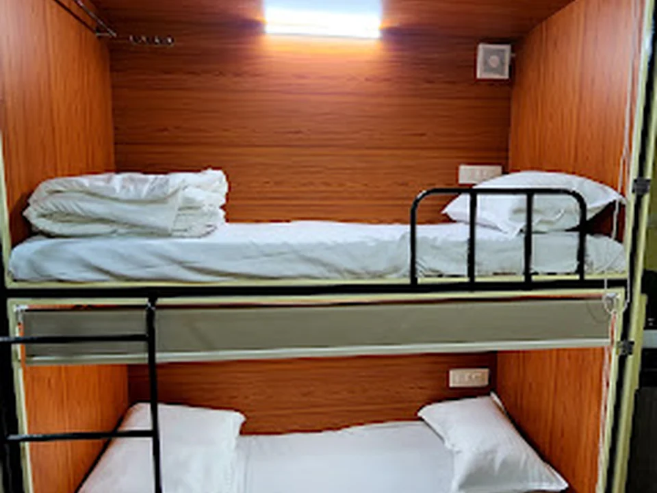 Rahul Men's AC Dormitory